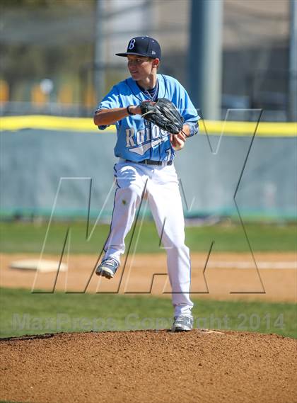 Thumbnail 2 in Lamar vs Bell [L. D.] (HEB Mid-Cities Classic) photogallery.