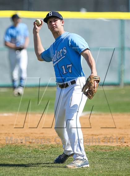 Thumbnail 3 in Lamar vs Bell [L. D.] (HEB Mid-Cities Classic) photogallery.