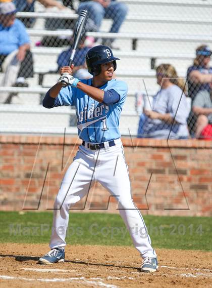 Thumbnail 1 in Lamar vs Bell [L. D.] (HEB Mid-Cities Classic) photogallery.
