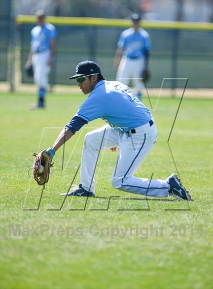 Thumbnail 1 in Lamar vs Bell [L. D.] (HEB Mid-Cities Classic) photogallery.