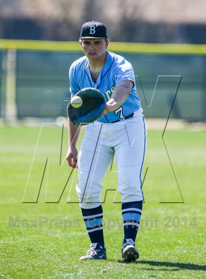 Thumbnail 3 in Lamar vs Bell [L. D.] (HEB Mid-Cities Classic) photogallery.