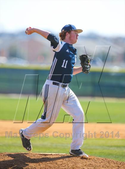 Thumbnail 3 in Lamar vs Bell [L. D.] (HEB Mid-Cities Classic) photogallery.