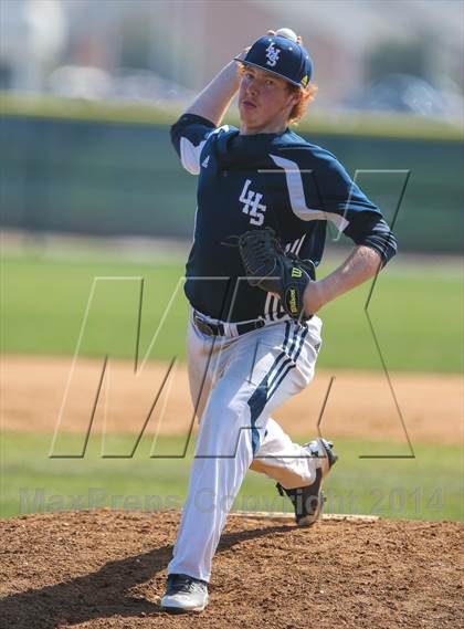 Thumbnail 2 in Lamar vs Bell [L. D.] (HEB Mid-Cities Classic) photogallery.
