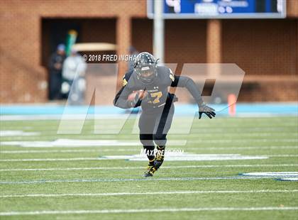 Thumbnail 2 in Stone Bridge vs. Highland Springs (VHSL Class 5 Championship) photogallery.