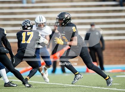 Thumbnail 3 in Stone Bridge vs. Highland Springs (VHSL Class 5 Championship) photogallery.