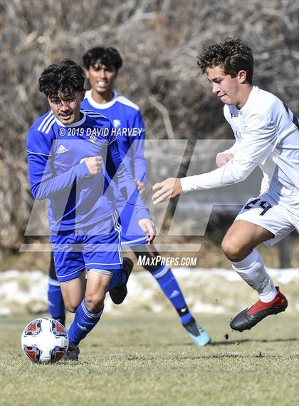 Thumbnail 3 in Alameda vs. Mullen (CHSAA 4A Round 1 Playoff) photogallery.
