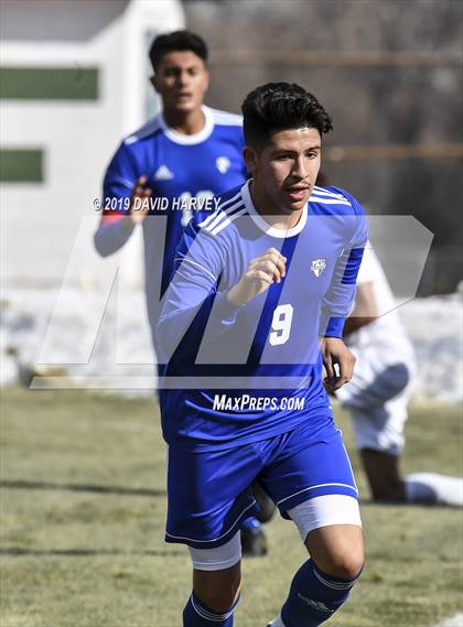 Thumbnail 1 in Alameda vs. Mullen (CHSAA 4A Round 1 Playoff) photogallery.