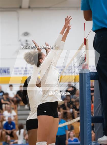 Thumbnail 1 in Escondido @ San Pasqual photogallery.