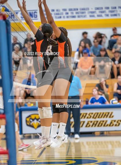 Thumbnail 3 in Escondido @ San Pasqual photogallery.
