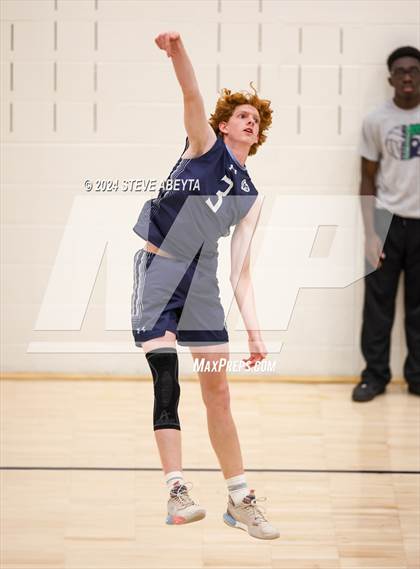 Thumbnail 3 in Grandview vs. Littleton Public Schools (CHSAA 5A Round 1) photogallery.