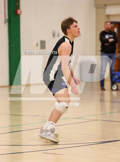 Thumbnail 3 in Grandview vs. Littleton Public Schools (CHSAA 5A Round 1) photogallery.