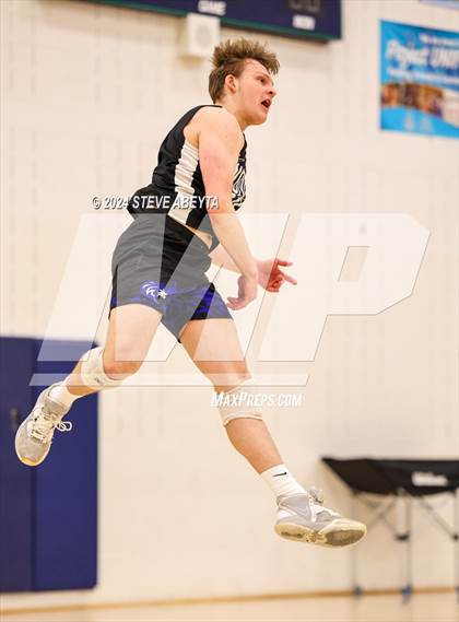 Thumbnail 2 in Grandview vs. Littleton Public Schools (CHSAA 5A Round 1) photogallery.