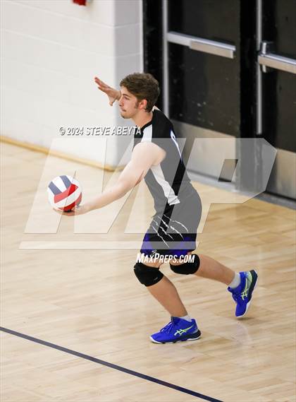Thumbnail 3 in Grandview vs. Littleton Public Schools (CHSAA 5A Round 1) photogallery.