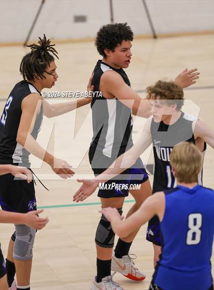 Thumbnail 3 in Grandview vs. Littleton Public Schools (CHSAA 5A Round 1) photogallery.