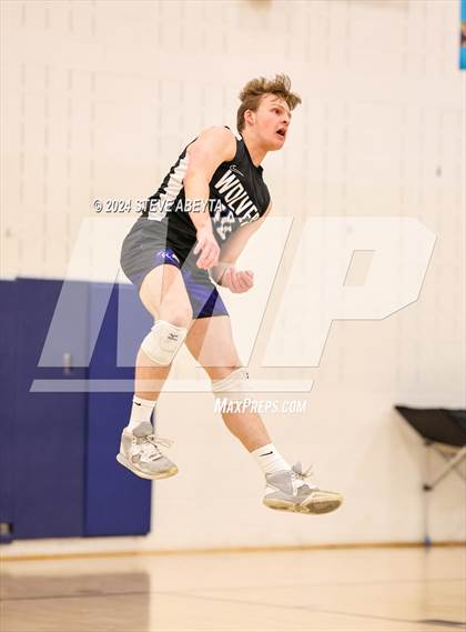 Thumbnail 2 in Grandview vs. Littleton Public Schools (CHSAA 5A Round 1) photogallery.