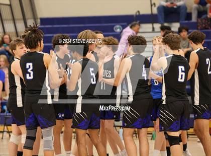 Thumbnail 3 in Grandview vs. Littleton Public Schools (CHSAA 5A Round 1) photogallery.