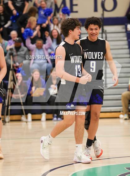 Thumbnail 3 in Grandview vs. Littleton Public Schools (CHSAA 5A Round 1) photogallery.