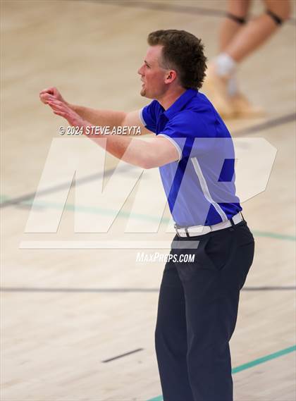 Thumbnail 2 in Grandview vs. Littleton Public Schools (CHSAA 5A Round 1) photogallery.