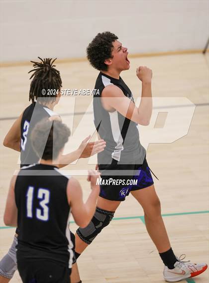Thumbnail 3 in Grandview vs. Littleton Public Schools (CHSAA 5A Round 1) photogallery.