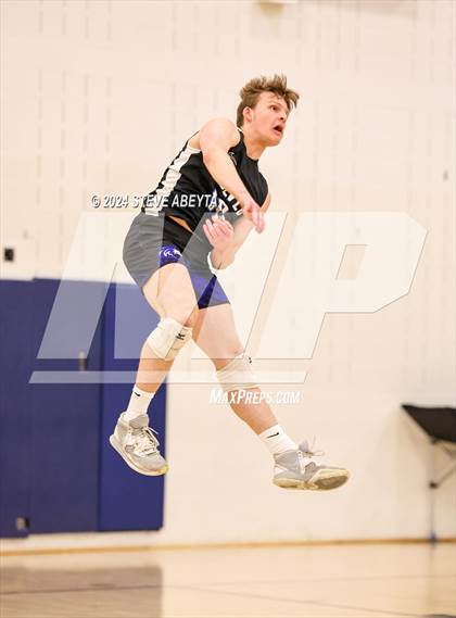 Thumbnail 1 in Grandview vs. Littleton Public Schools (CHSAA 5A Round 1) photogallery.