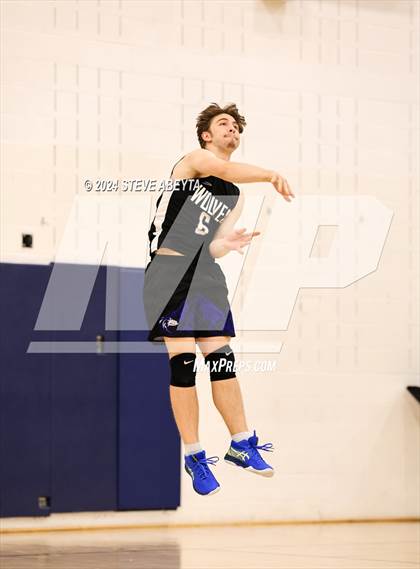 Thumbnail 2 in Grandview vs. Littleton Public Schools (CHSAA 5A Round 1) photogallery.