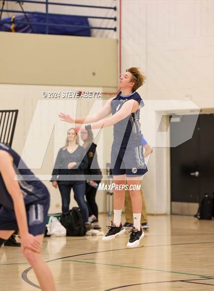 Thumbnail 3 in Grandview vs. Littleton Public Schools (CHSAA 5A Round 1) photogallery.