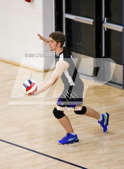 Thumbnail 2 in Grandview vs. Littleton Public Schools (CHSAA 5A Round 1) photogallery.
