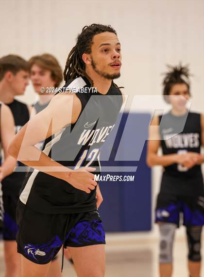 Thumbnail 2 in Grandview vs. Littleton Public Schools (CHSAA 5A Round 1) photogallery.
