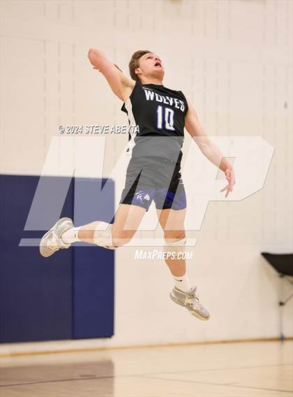 Thumbnail 1 in Grandview vs. Littleton Public Schools (CHSAA 5A Round 1) photogallery.