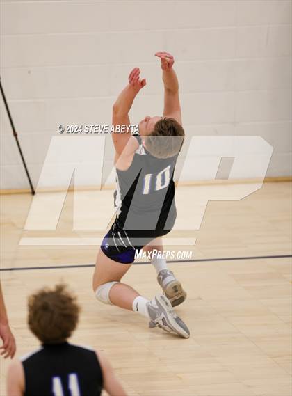 Thumbnail 3 in Grandview vs. Littleton Public Schools (CHSAA 5A Round 1) photogallery.