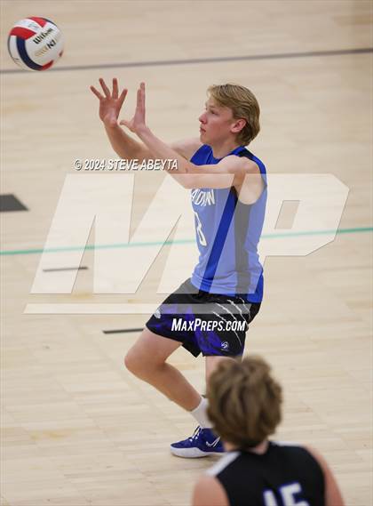 Thumbnail 3 in Grandview vs. Littleton Public Schools (CHSAA 5A Round 1) photogallery.