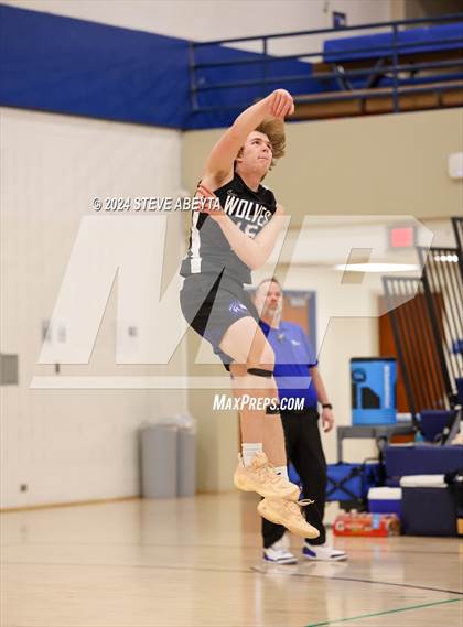 Thumbnail 2 in Grandview vs. Littleton Public Schools (CHSAA 5A Round 1) photogallery.