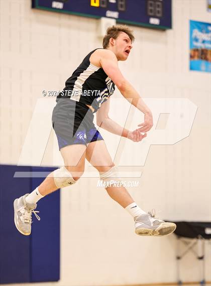 Thumbnail 3 in Grandview vs. Littleton Public Schools (CHSAA 5A Round 1) photogallery.
