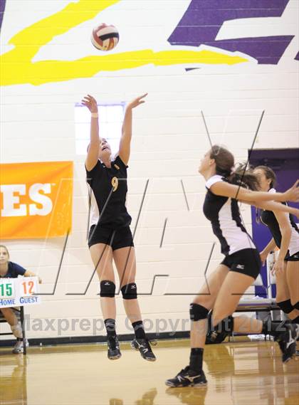 Thumbnail 1 in Galena vs El Dorado (Durango Fall Classic) photogallery.