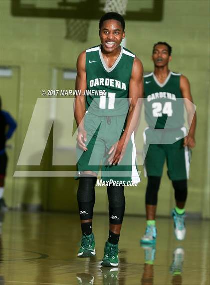 Thumbnail 2 in Gardena vs. Carson (CIF LACS D2 Final) photogallery.