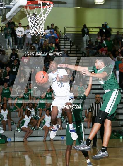 Thumbnail 2 in Gardena vs. Carson (CIF LACS D2 Final) photogallery.