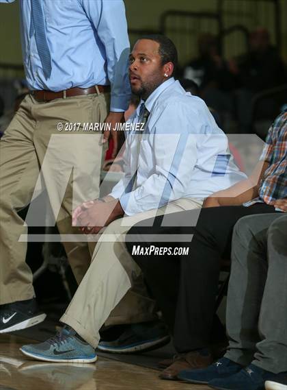 Thumbnail 1 in Gardena vs. Carson (CIF LACS D2 Final) photogallery.