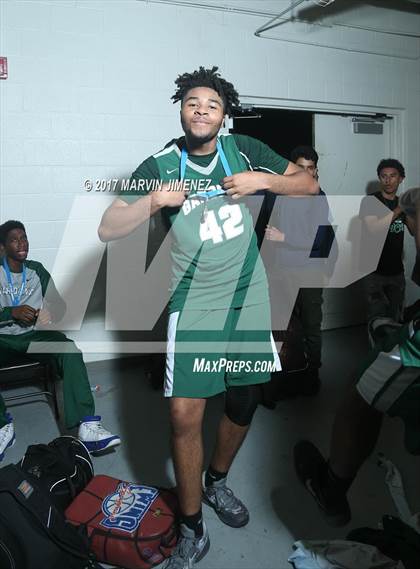 Thumbnail 1 in Gardena vs. Carson (CIF LACS D2 Final) photogallery.