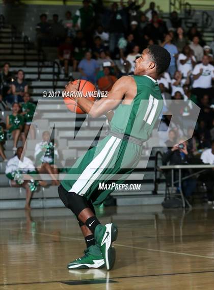 Thumbnail 1 in Gardena vs. Carson (CIF LACS D2 Final) photogallery.