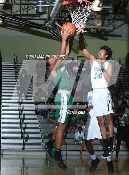 Thumbnail 2 in Gardena vs. Carson (CIF LACS D2 Final) photogallery.