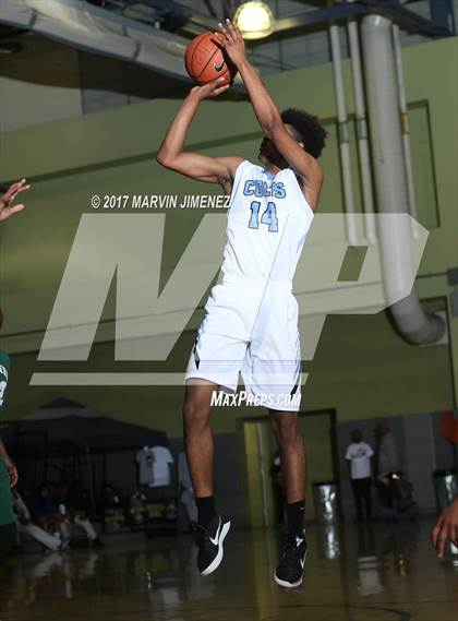 Thumbnail 2 in Gardena vs. Carson (CIF LACS D2 Final) photogallery.