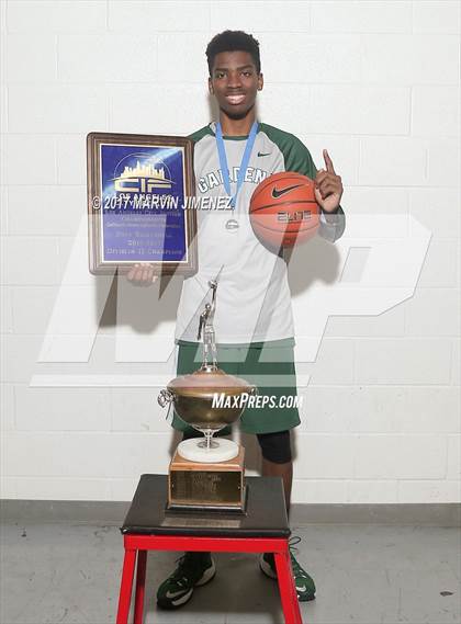Thumbnail 3 in Gardena vs. Carson (CIF LACS D2 Final) photogallery.