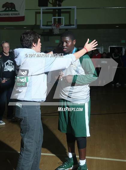 Thumbnail 1 in Gardena vs. Carson (CIF LACS D2 Final) photogallery.