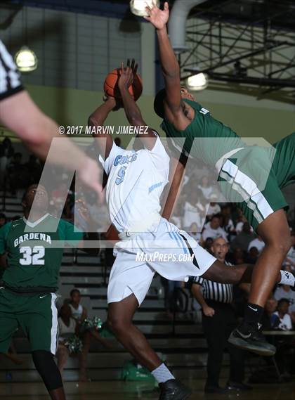 Thumbnail 1 in Gardena vs. Carson (CIF LACS D2 Final) photogallery.