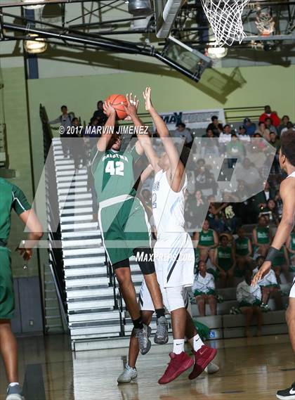 Thumbnail 2 in Gardena vs. Carson (CIF LACS D2 Final) photogallery.