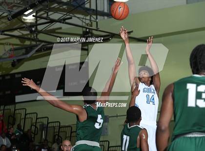 Thumbnail 3 in Gardena vs. Carson (CIF LACS D2 Final) photogallery.