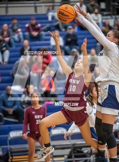Thumbnail 1 in Maranatha Christian vs. Rancho Buena Vista (CIF SDS D3 Championship) photogallery.