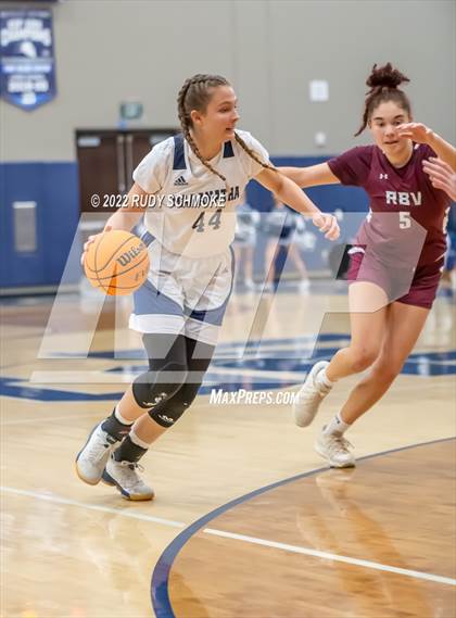 Thumbnail 1 in Maranatha Christian vs. Rancho Buena Vista (CIF SDS D3 Championship) photogallery.
