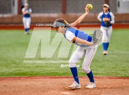 Thumbnail 1 in Agoura @ Oaks Christian photogallery.