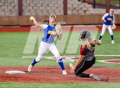 Thumbnail 1 in Agoura @ Oaks Christian photogallery.